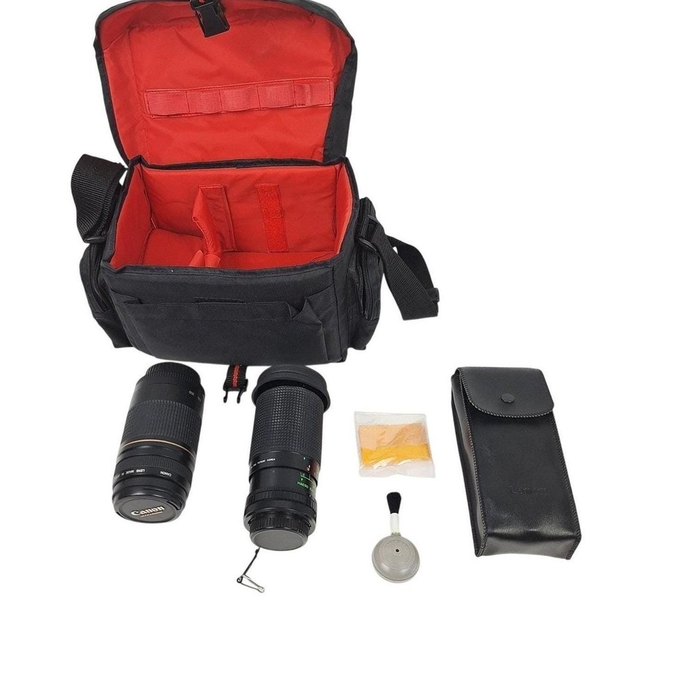 Canon EF 75-300mm f/4-5.6 II Ultrasonic Lens Flash and Bag Bundle